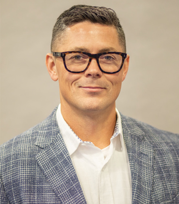 Dave Esra, Founder and CEO Dave Esra, Founder and CEO